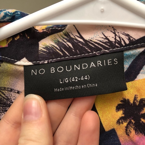 🍀Mens Large button up from Walmart - Picture 4 of 6